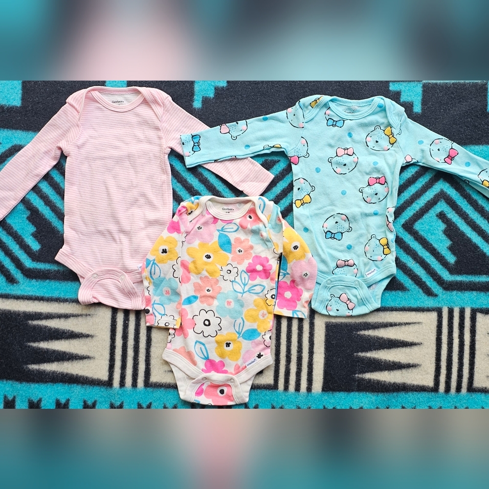 Gerber Baby Girls Variety Long Sleeve Onesies® Bodysuits 3 Pack 0-3 Months